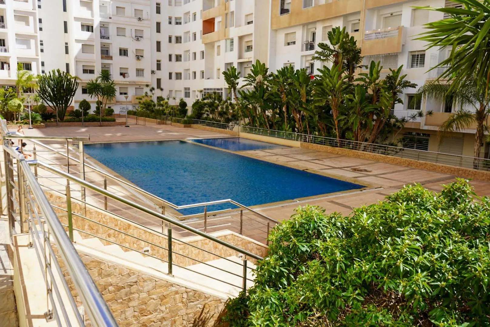 Studio Equipe Vue Piscine アガディール